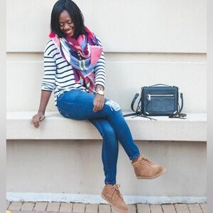 Ugg Bethany Lace-Up Boots Size 8 NEW